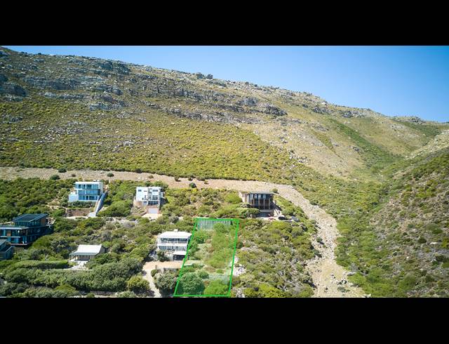 888M² VACANT LAND FOR SALE IN MISTY CLIFFS